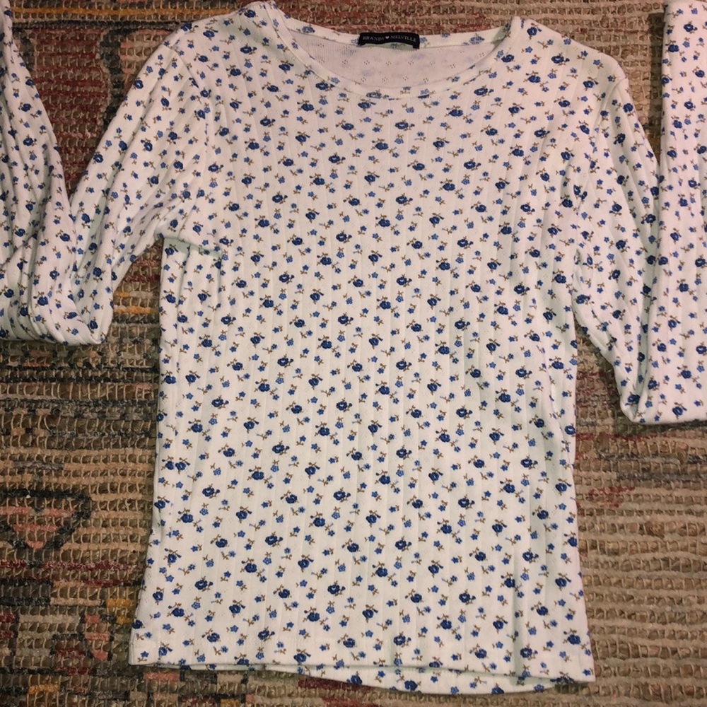 Brandy Melville Long Sleeve Shirt